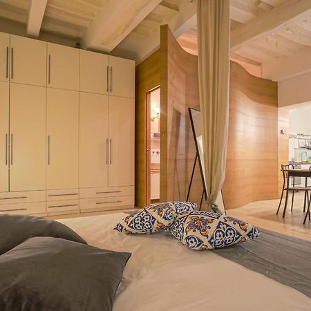 Santospirito Suite - Hosted By Sweetstay Флоренция Экстерьер фото